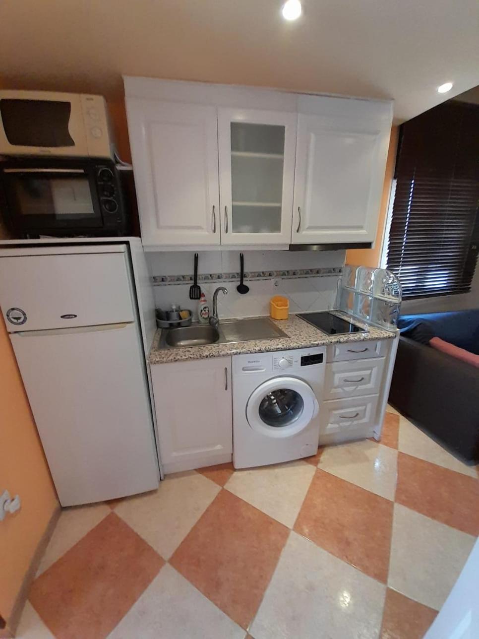 ベナルマデナEdificio Don Danielアパートメント 部屋 写真